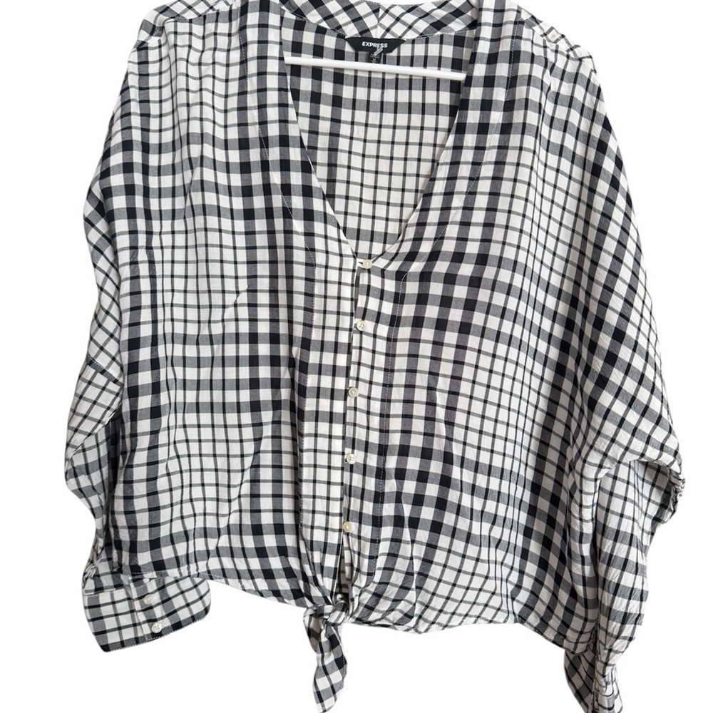 Express Black and White V-Neck Plaid Button Down Shirt